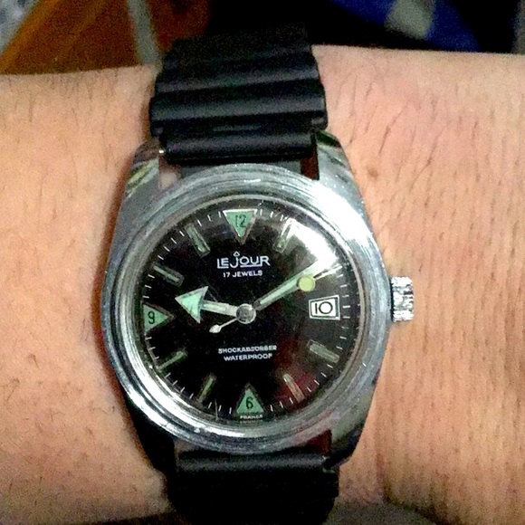 Vintage Le Jour Men’s Dive Watch 17 Jewel Swiss automatic - Picture 2 of 6